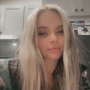 Meet your Posher, Sera